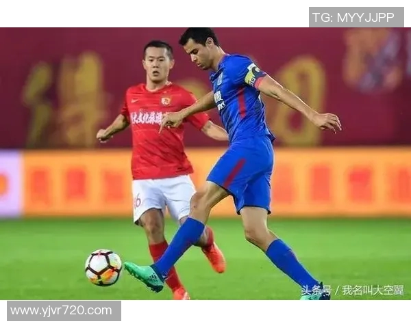 拜仁与恒大对决球迷热议赛况与球队表现的精彩点评